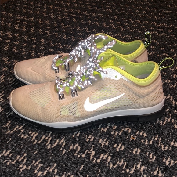 Nike Shoes - Nike neon colored Sneakers